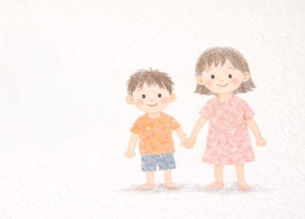 お友達の絵を描くこども